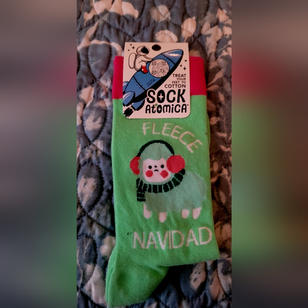 Green Fleece Navidad Socks